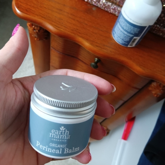 Postpartum recovery items - Picture 5 of 8